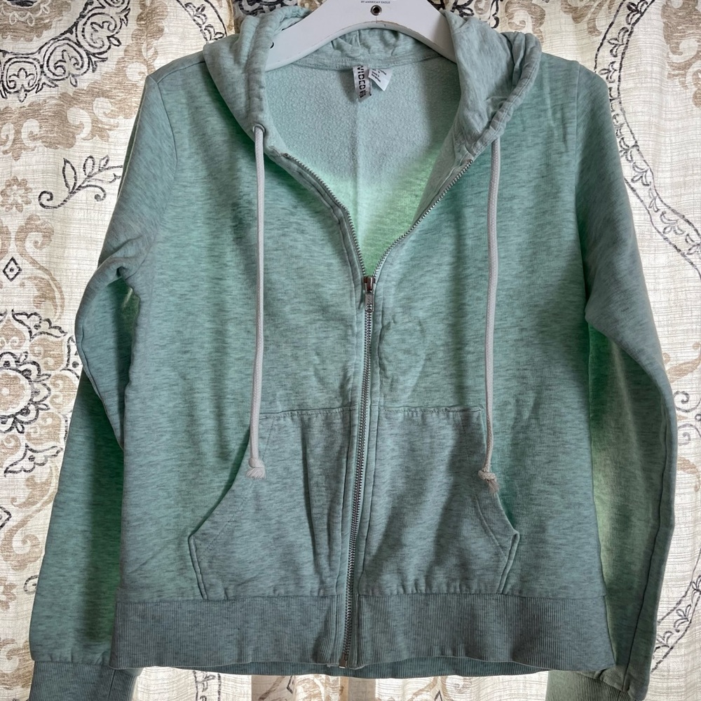 H&M Basic Hoodie